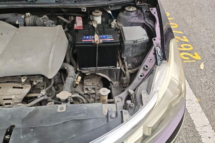 Used Toyota Vios 2014 1.5L Automatic ZhiZhen Edition Engine Bay Left