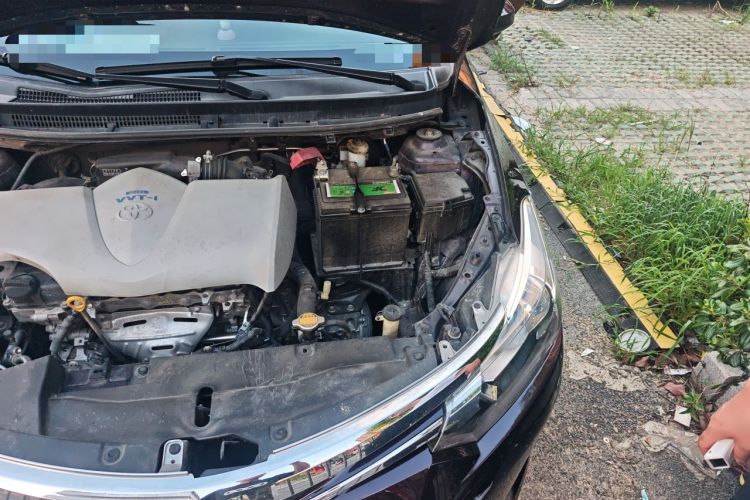 Used Toyota Vios 2014 1.5L Automatic ZhiZhen Edition Engine Bay Left