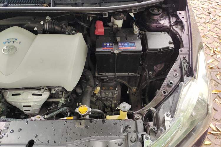 Used Toyota Vios 2014 1.5L Automatic ZhiZhen Edition Engine Bay Left
