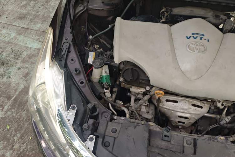 Used Toyota Vios 2014 1.5L Automatic ZhiZhen Edition Engine Bay Right