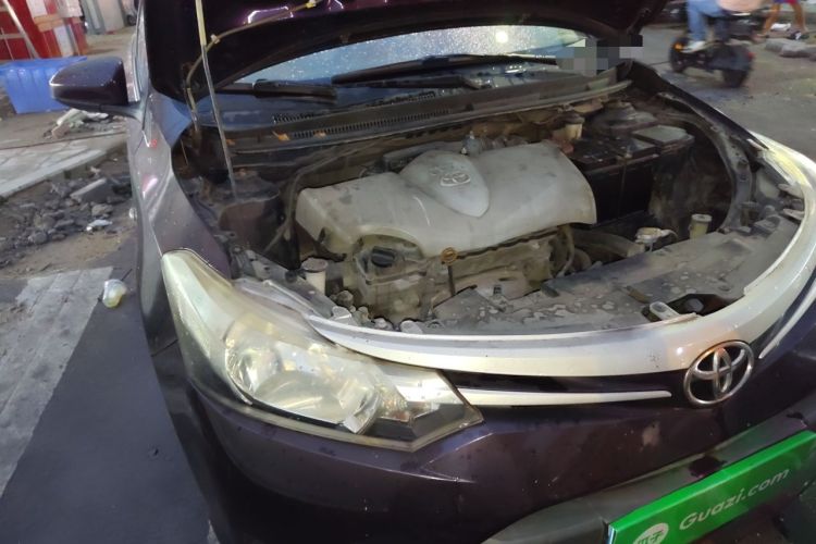 Used Toyota Vios 2014 1.3L Manual Xiang Edition Engine Bay Right