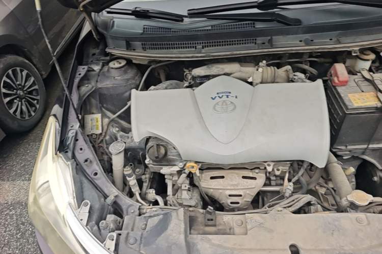 Used Toyota Vios 2014 1.5L Automatic ZhiZhen Edition Engine Bay Right