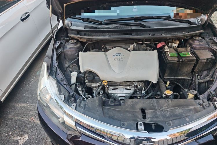 Used Toyota Vios 2014 1.5L Automatic ZhiZhen Edition Engine Bay Right
