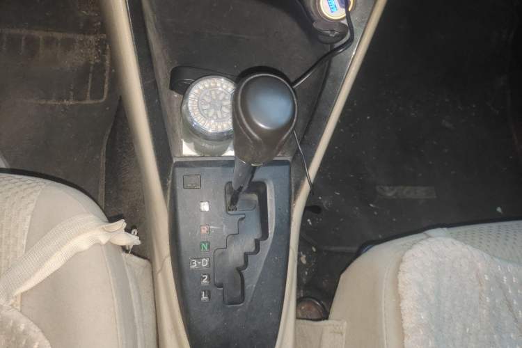 Used Toyota Vios 2014 1.3L Automatic Standard Edition Gear Lever