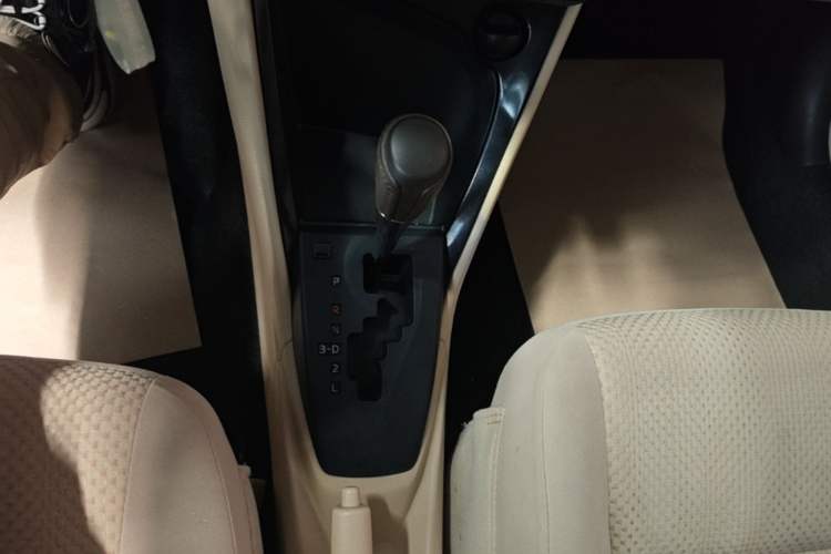 Used Toyota Vios 2014 1.5L Automatic ZhiZhen Edition Gear Lever