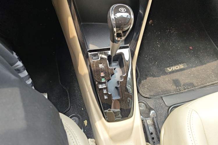 Used Toyota Vios 2014 1.5L Automatic ZhiZhen Edition Gear Lever