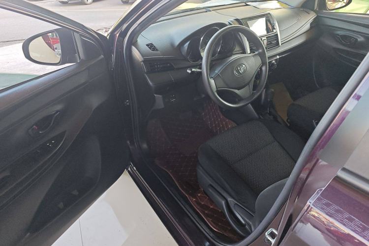 Used Toyota Vios 2014 1.5L Automatic ZhiZhen Edition Interior 2