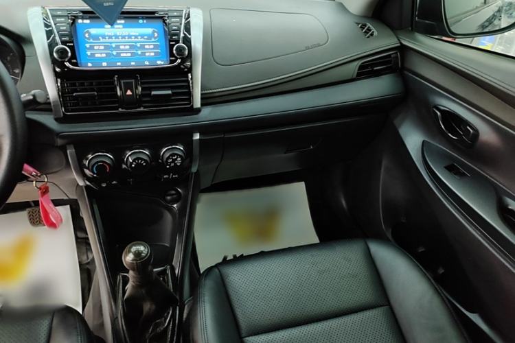 Used Toyota Vios 2014 1.3L Manual Xiang Edition Interior 5