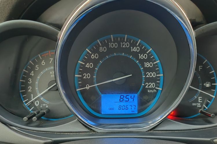 Used Toyota Vios 2014 1.3L Manual Xiang Edition Odometer Close Up