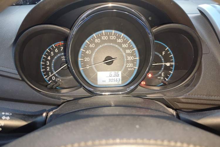 Used Toyota Vios 2014 1.5L Manual ZhiZhen Edition Odometer Close Up
