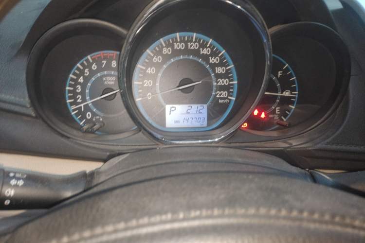 Used Toyota Vios 2014 1.3L Automatic Standard Edition Odometer Close Up