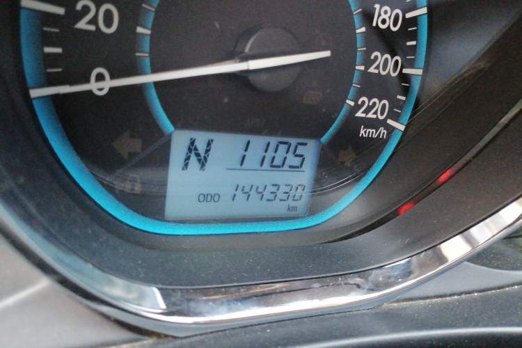Used Toyota Vios 2014 1.3L Automatic Standard Edition Odometer Close Up