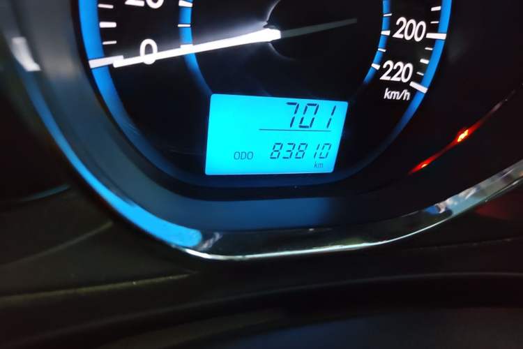 Used Toyota Vios 2014 1.3L Manual Xiang Edition Odometer Close Up
