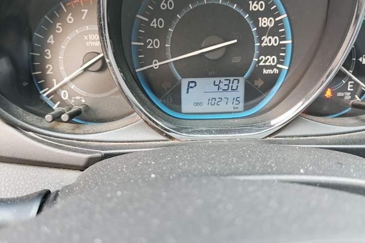 Used Toyota Vios 2014 1.5L Automatic ZhiZhen Edition Odometer Close Up