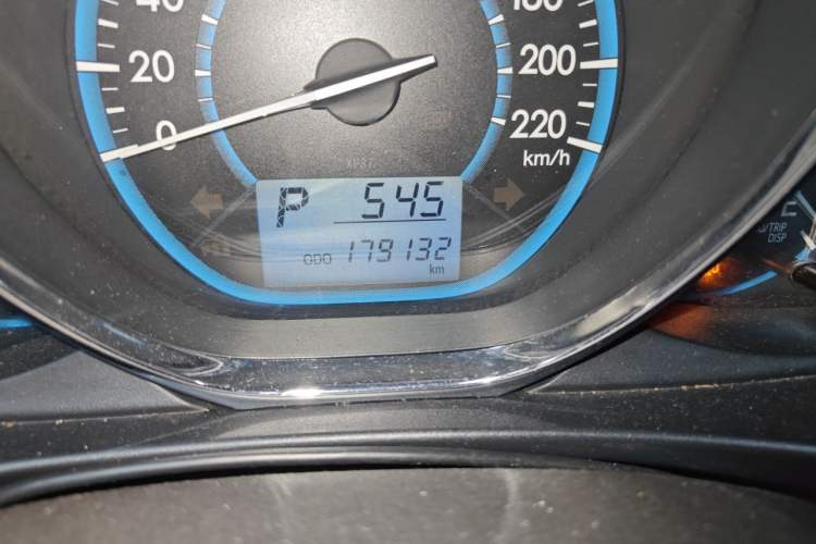 Used Toyota Vios 2014 1.5L Automatic ZhiZhen Edition Odometer Close Up