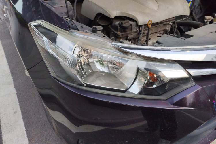 Used Toyota Vios 2014 1.5L Manual ZhiZhen Edition Right Front Headlight