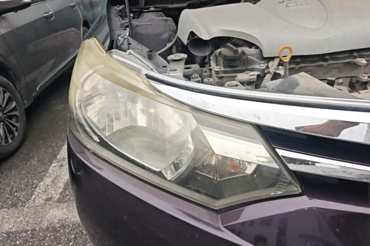 Used Toyota Vios 2014 1.5L Automatic ZhiZhen Edition Right Front Headlight