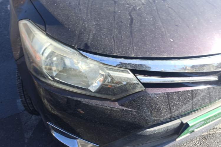 Used Toyota Vios 2014 1.3L Automatic Standard Edition Right Front Headlight