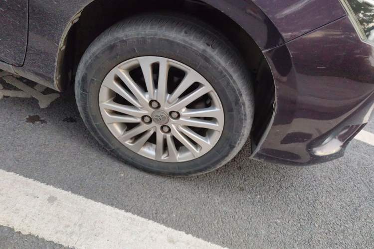 Used Toyota Vios 2014 1.5L Manual ZhiZhen Edition Right Front Wheel Hub