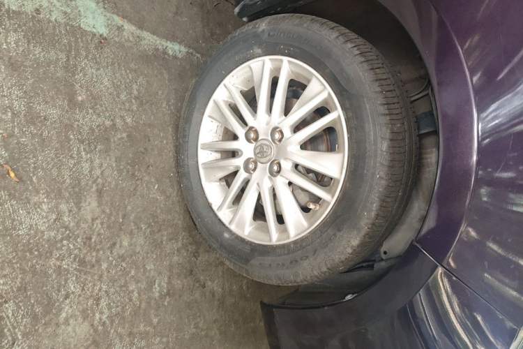 Used Toyota Vios 2014 1.5L Automatic ZhiZhen Edition Right Front Wheel Hub