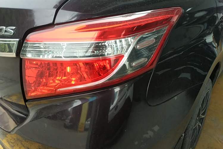 Used Toyota Vios 2014 1.5L Automatic ZhiZhen Edition Right Rear Taillight