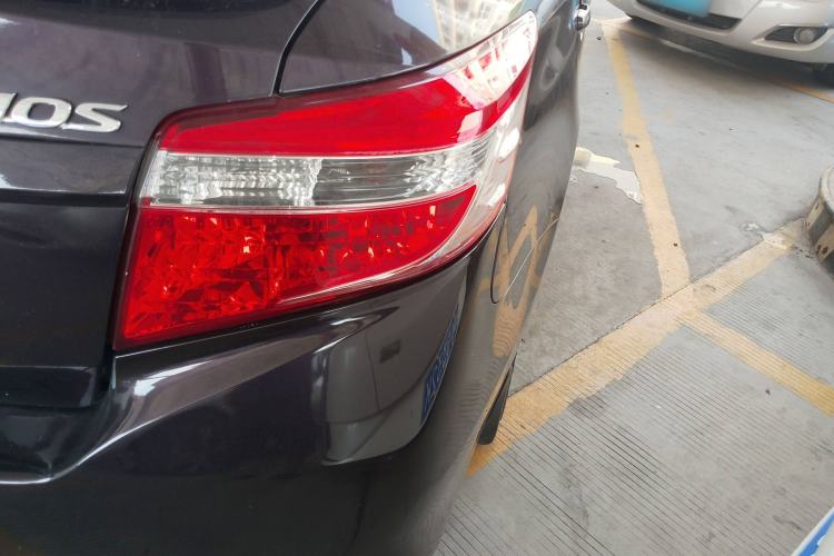 Used Toyota Vios 2014 1.3L Manual Xiang Edition Right Rear Taillight