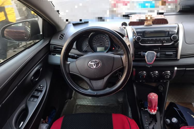 Used Toyota Vios 2014 1.3L Automatic Standard Edition Steering Wheel