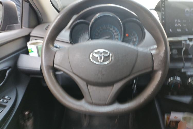Used Toyota Vios 2014 1.3L Automatic Standard Edition Steering Wheel