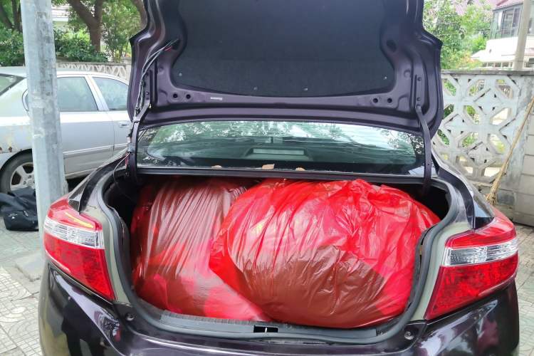 Used Toyota Vios 2014 1.5L Automatic ZhiZhen Edition Trunk
