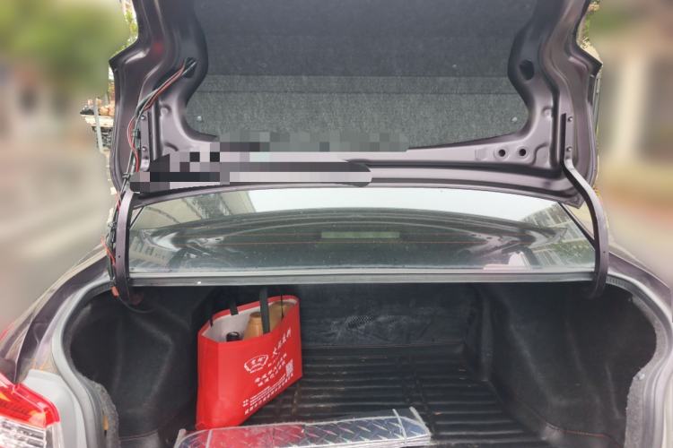 Used Toyota Vios 2014 1.5L Automatic ZhiZhen Edition Trunk