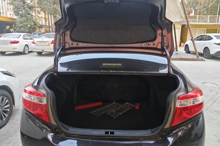 Used Toyota Vios 2014 1.5L Automatic ZhiZhen Edition Trunk