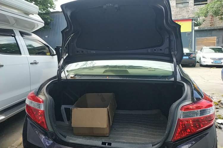 Used Toyota Vios 2014 1.5L Automatic ZhiZhen Edition Trunk