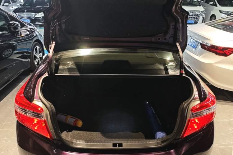 Used Toyota Vios 2014 1.5L Automatic ZhiZhen Edition Trunk