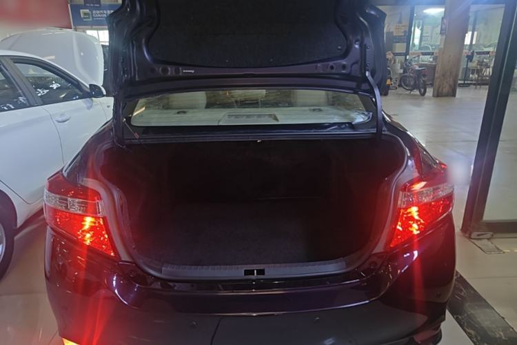 Used Toyota Vios 2014 1.3L Manual Value Edition Trunk