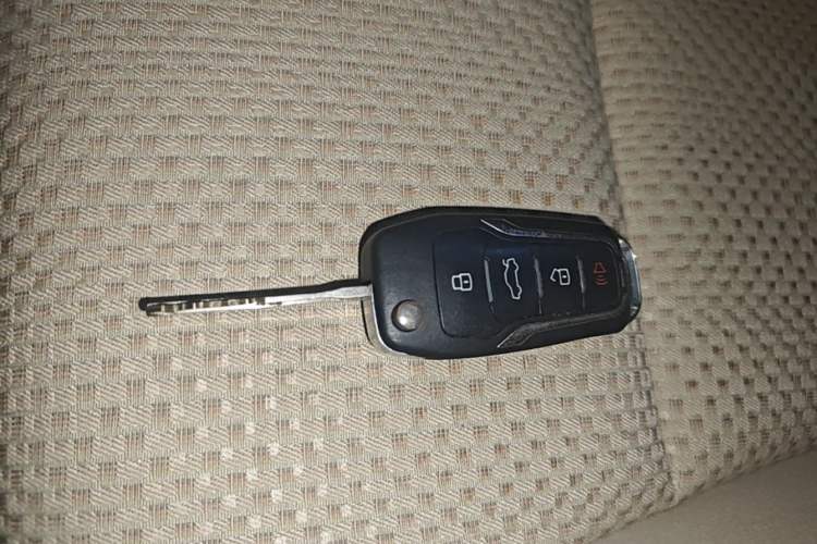 Used Toyota Vios 2014 1.3L Manual Value Edition Vehicle Key