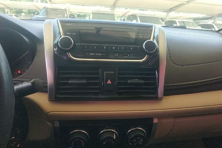 Used Toyota Vios 2014 1.3L Manual Xiang Edition Audio And AC Panel