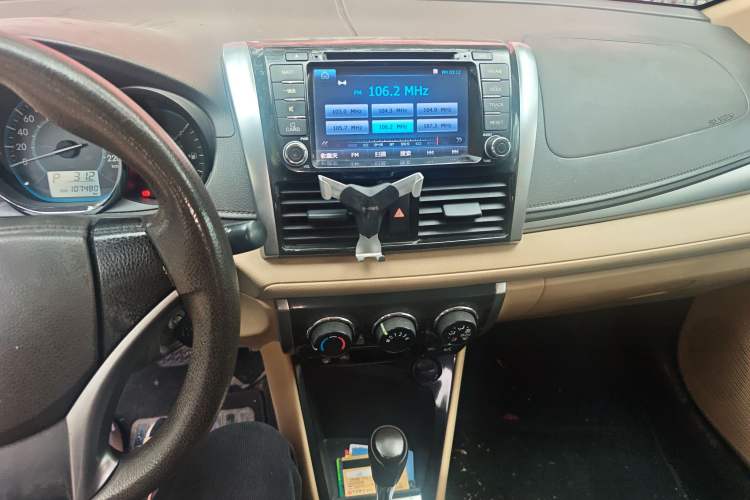 Used Toyota Vios 2014 1.5L Automatic ZhiShang Edition Audio And AC Panel