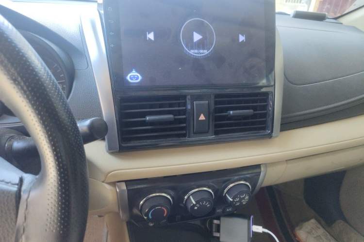 Used Toyota Vios 2014 1.5L Automatic ZhiZhen Edition Audio And AC Panel