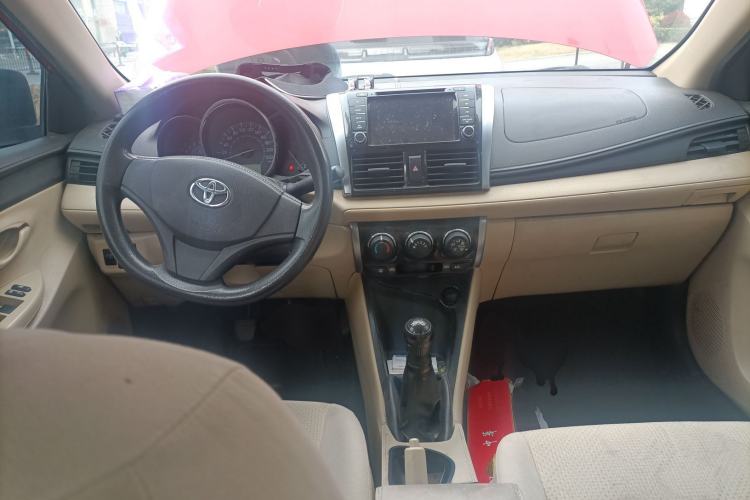 Used Toyota Vios 2014 1.3L Manual Xiang Edition Center Console