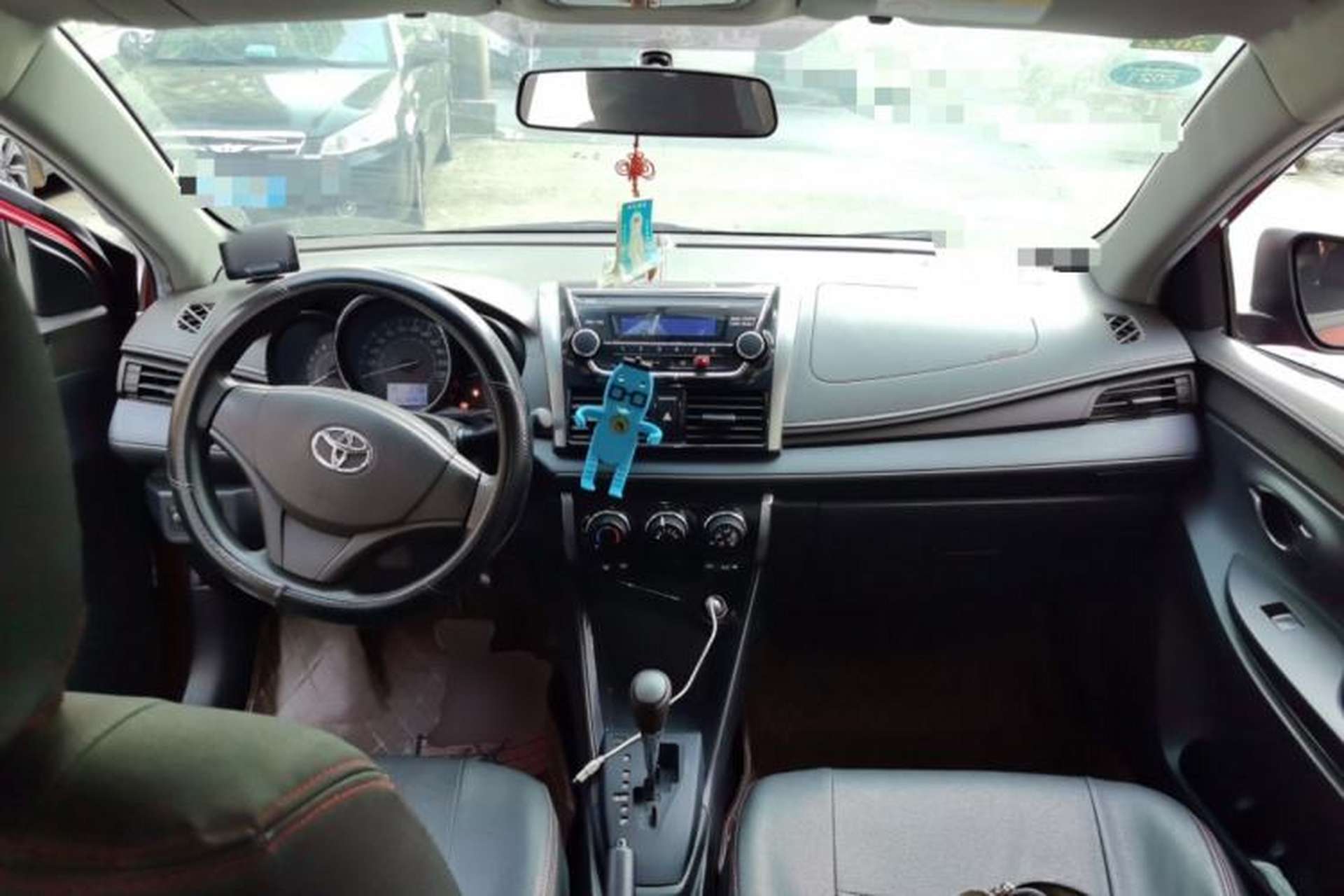 Used Toyota Vios 2014 1.5L Automatic ZhiZhen Edition Center Console