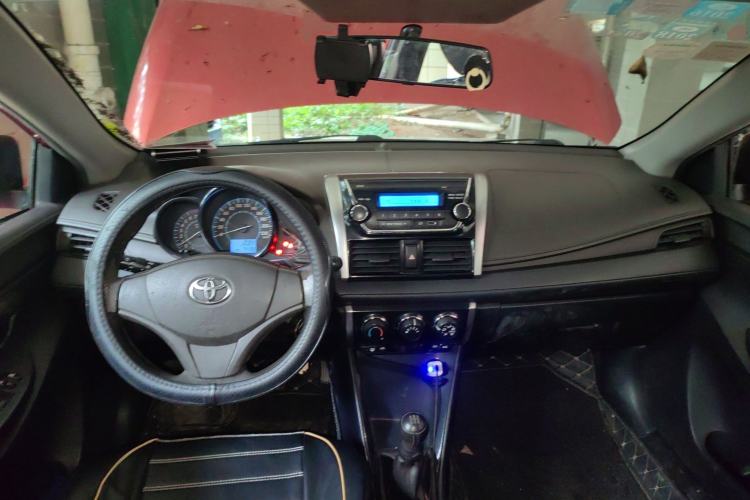 Used Toyota Vios 2014 1.3L Manual Xiang Edition Center Console
