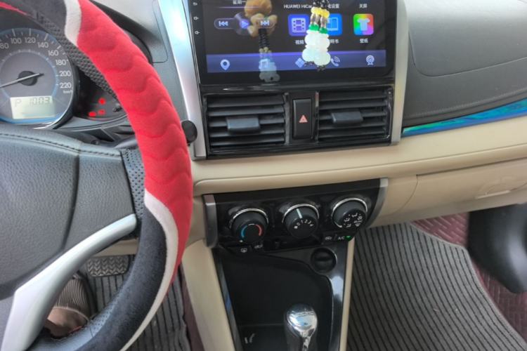 Used Toyota Vios 2014 1.5L Automatic ZhiZhen Edition Center Console
