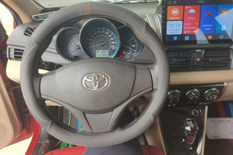 Used Toyota Vios 2014 1.5L Automatic ZhiZhen Edition Center Console