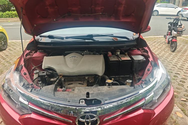 Used Toyota Vios 2014 1.5L Automatic ZhiShang Edition Engine Bay