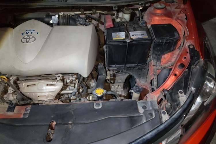 Used Toyota Vios 2014 1.5L Automatic ZhiZhen Edition Engine Bay Left