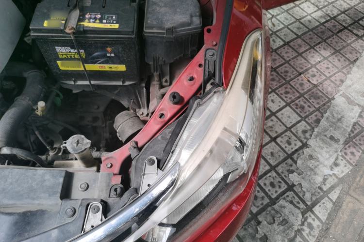 Used Toyota Vios 2014 1.5L Automatic ZhiZhen Edition Engine Bay Left