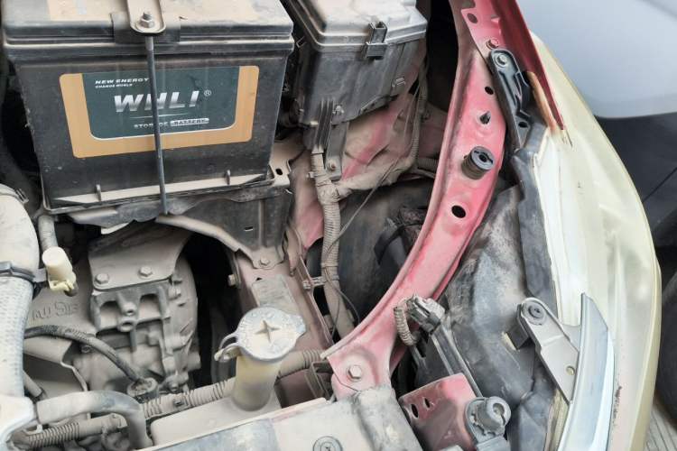 Used Toyota Vios 2014 1.5L Automatic ZhiShang Edition Engine Bay Left