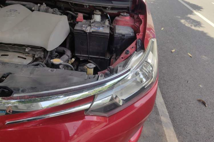 Used Toyota Vios 2014 1.5L Automatic ZhiZhen Edition Engine Bay Left