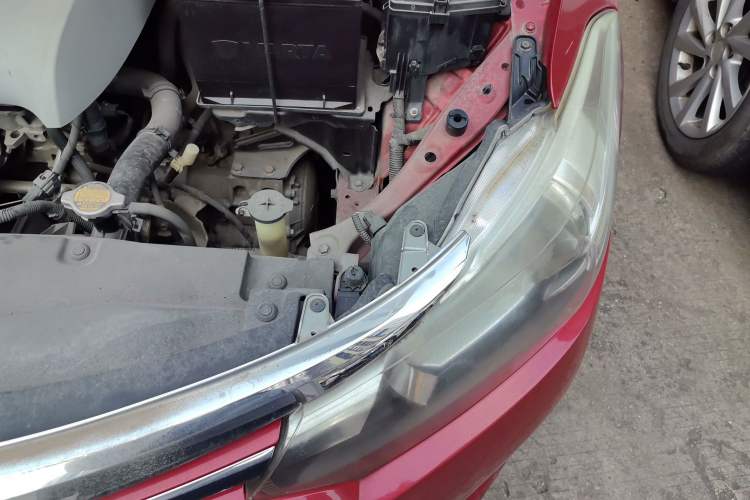 Used Toyota Vios 2014 1.5L Automatic ZhiZhen Edition Engine Bay Left