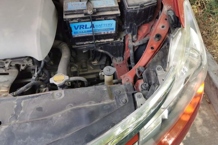 Used Toyota Vios 2014 1.5L Manual ZhiShang Edition Engine Bay Left